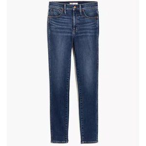 Petite 10" High-Rise Skinny Jeans in Cordell Wash
